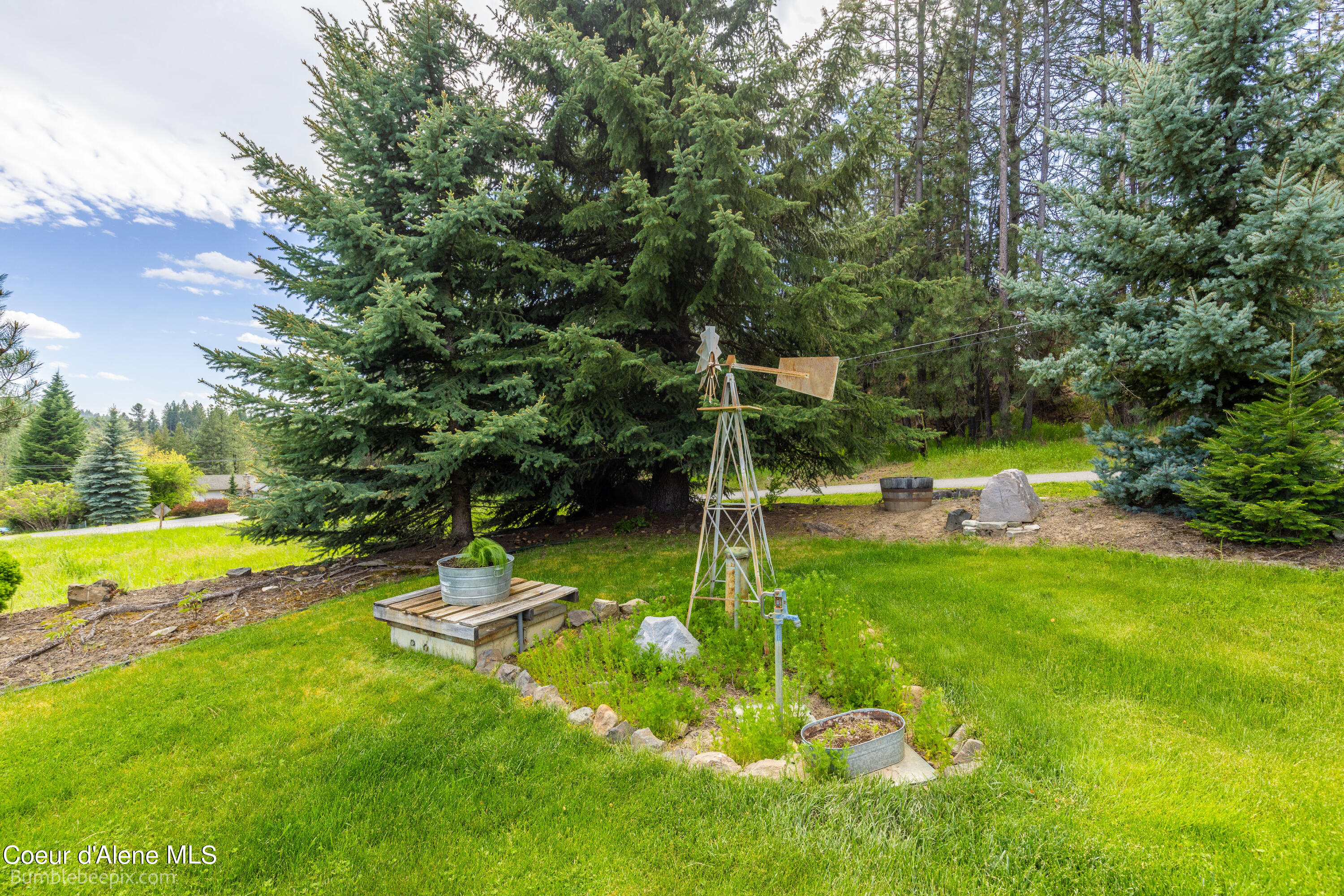 1674 N ELTON LN, Coeur d'Alene