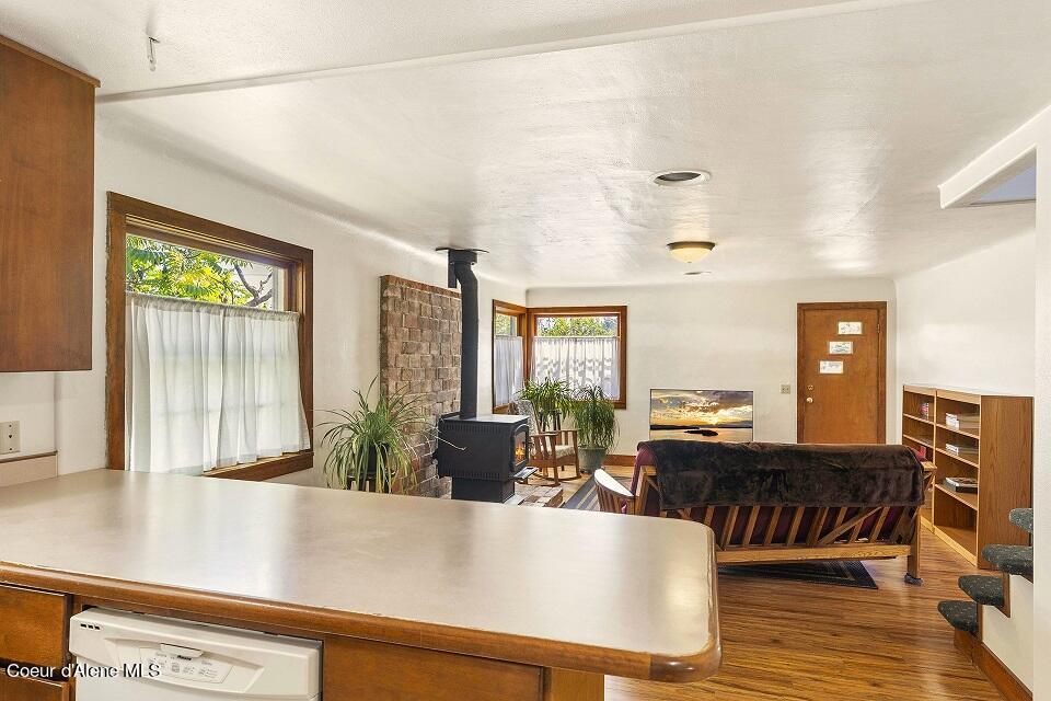 723 N BOYER AVE