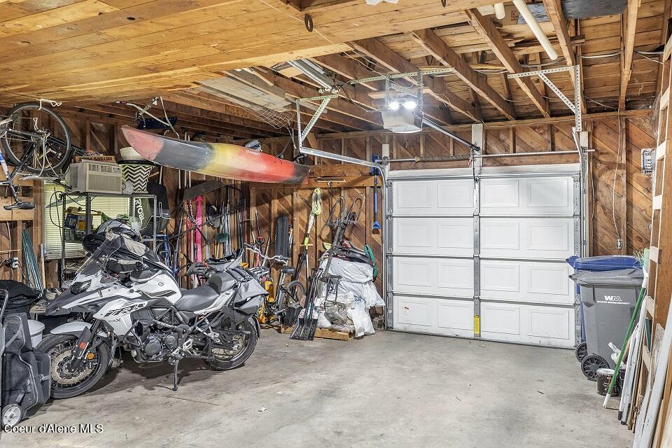 723 N BOYER AVE