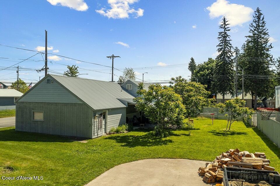 723 N BOYER AVE