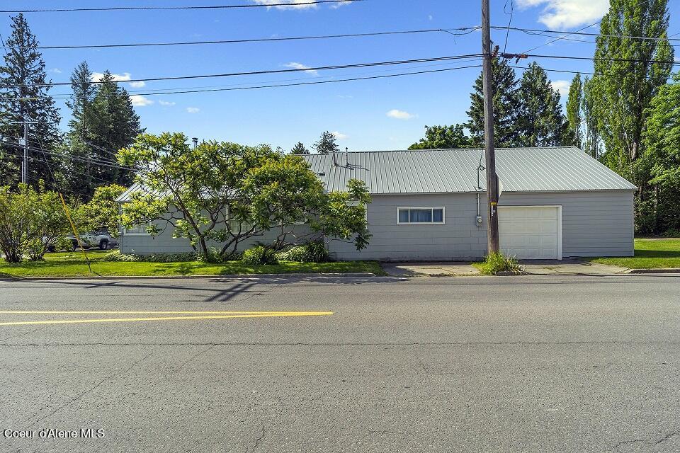 723 N BOYER AVE