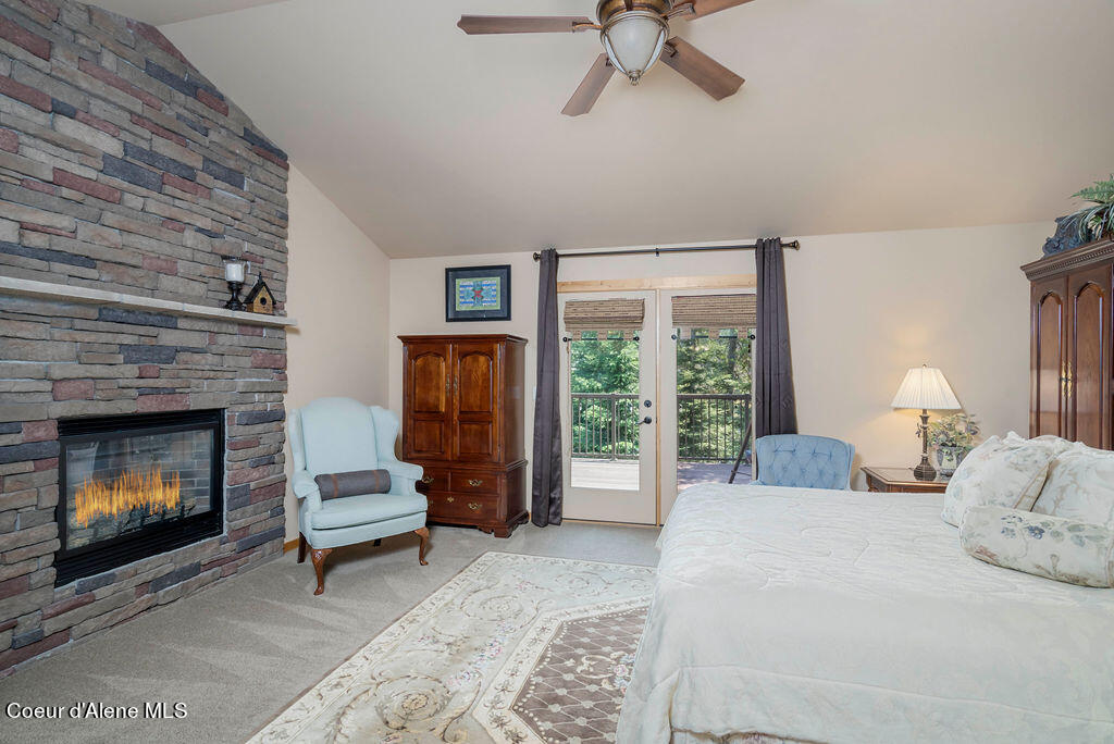 11882 N AVONDALE LOOP