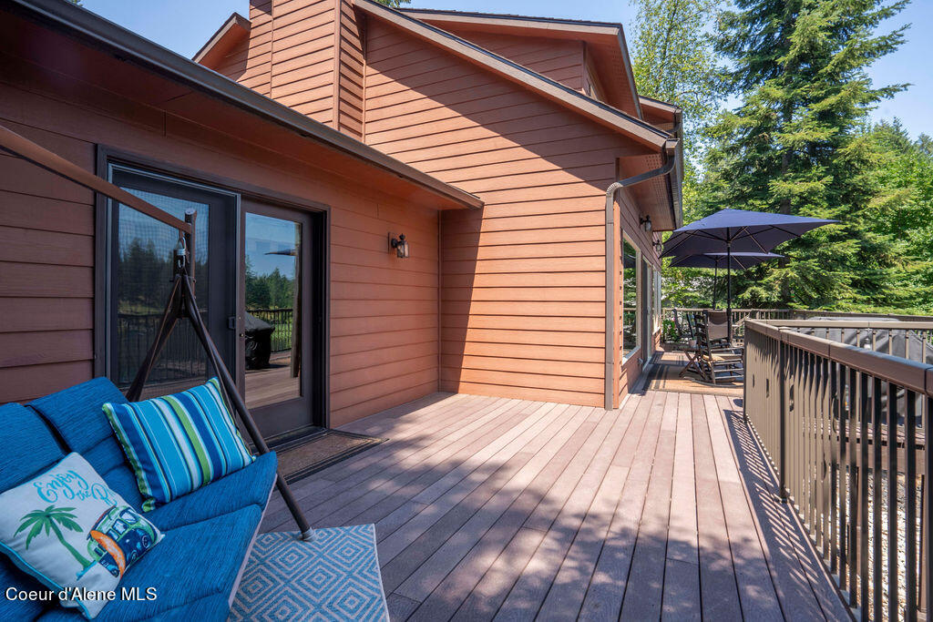 11882 N AVONDALE LOOP