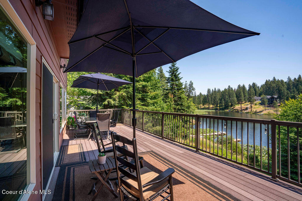 11882 N AVONDALE LOOP