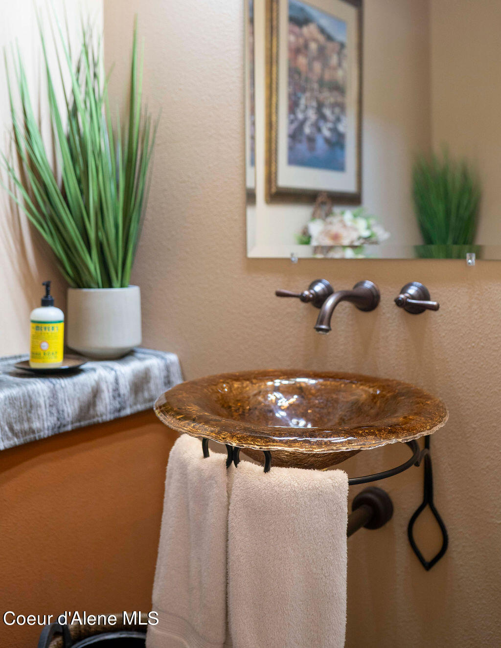 11882 N AVONDALE LOOP