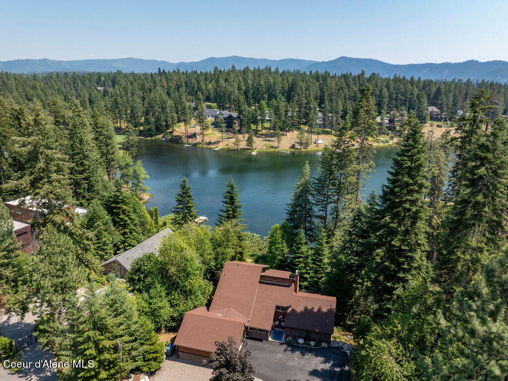 11882 N AVONDALE LOOP