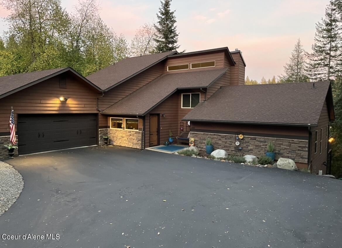 11882 N AVONDALE LOOP