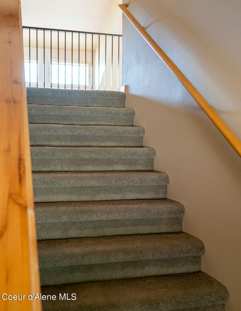 11882 N AVONDALE LOOP