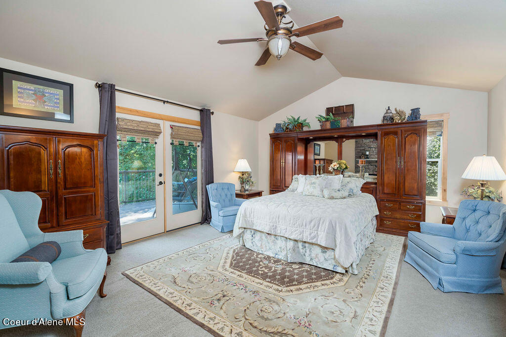 11882 N AVONDALE LOOP