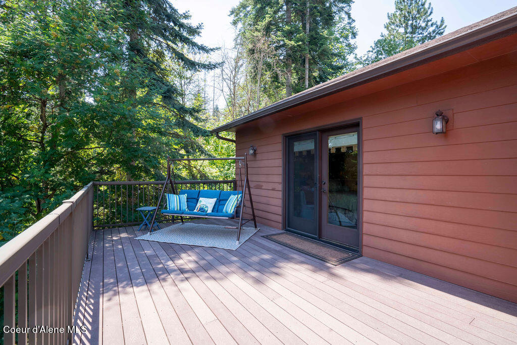 11882 N AVONDALE LOOP