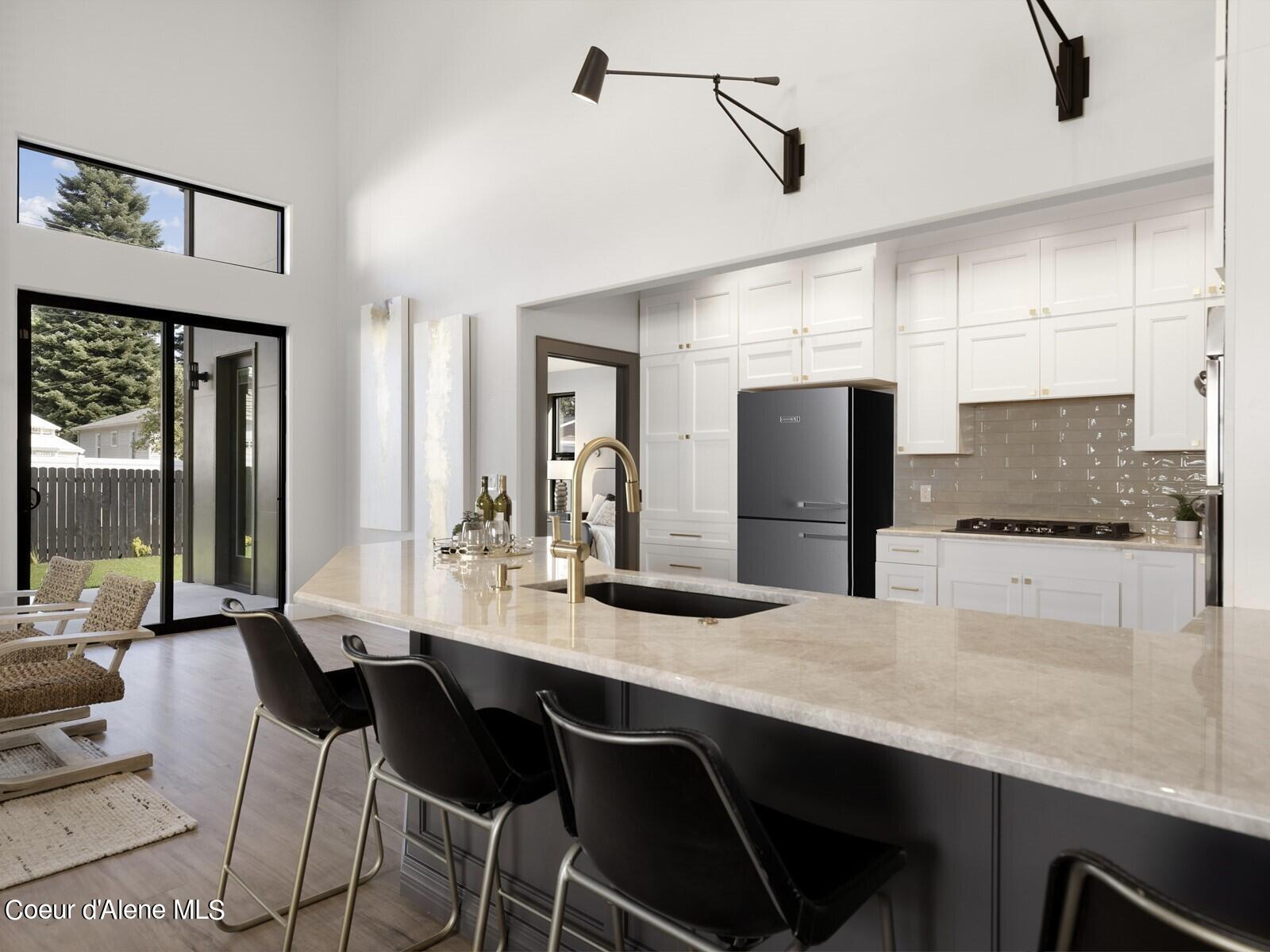 1313 E LAKESIDE AVE, Coeur d'Alene