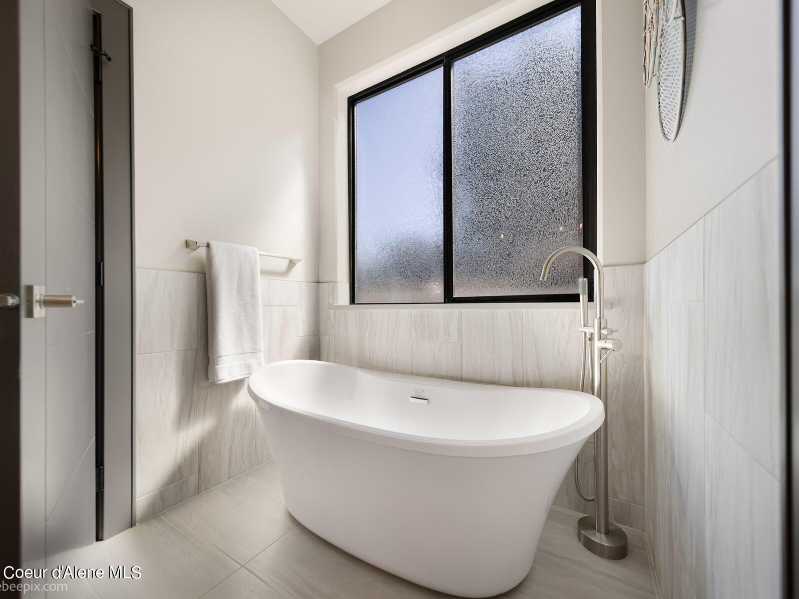 1313 E LAKESIDE AVE, Coeur d'Alene