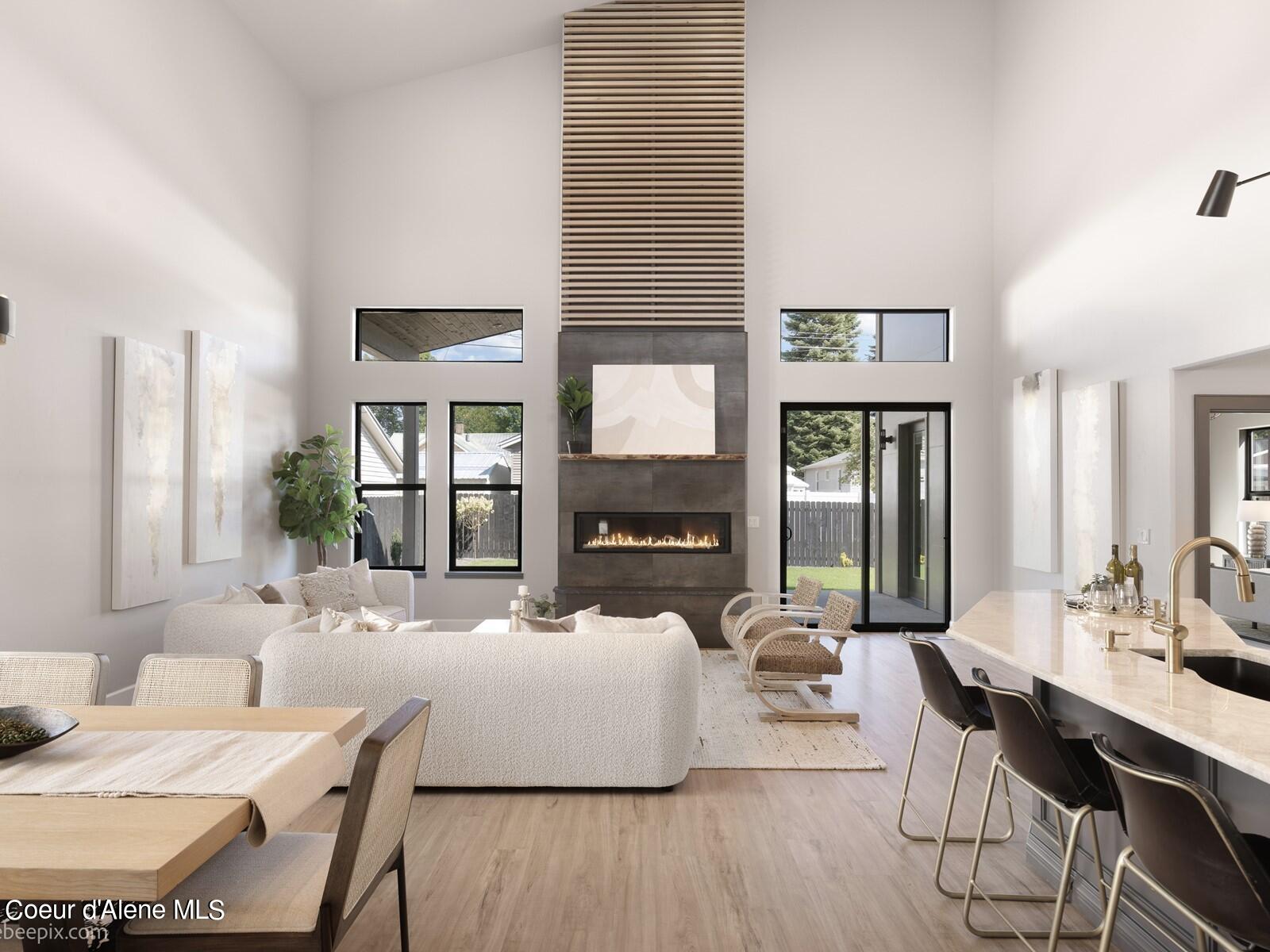 1313 E LAKESIDE AVE, Coeur d'Alene