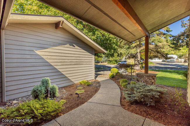 1978 E SUNDOWN DR, Coeur d'Alene
