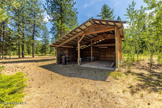 3003 E Carver Lane