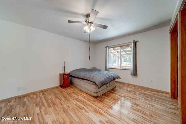 3003 E Carver Lane