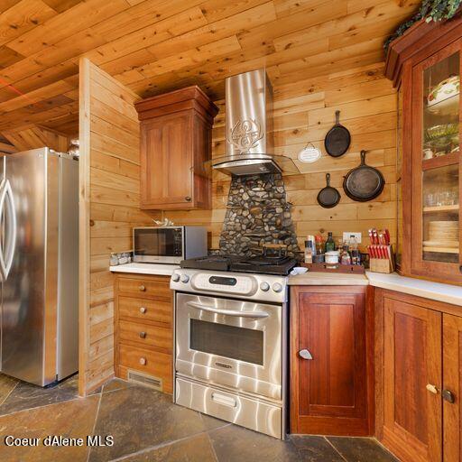 142 Maria Pia Ln