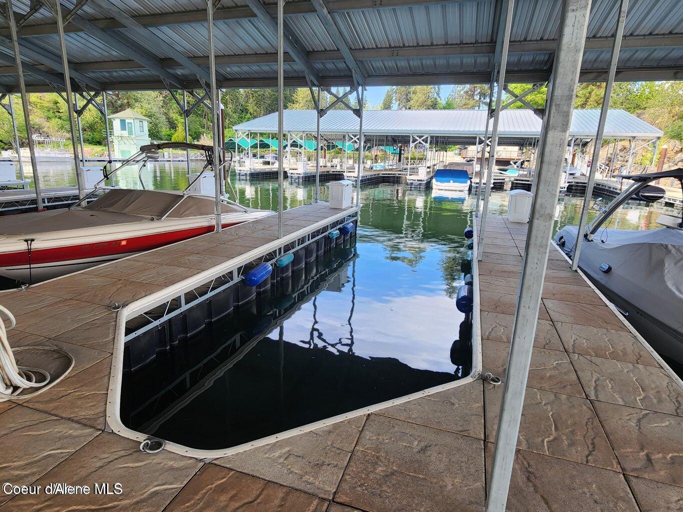 1100 E LAKESHORE DR #B3, Coeur d'Alene