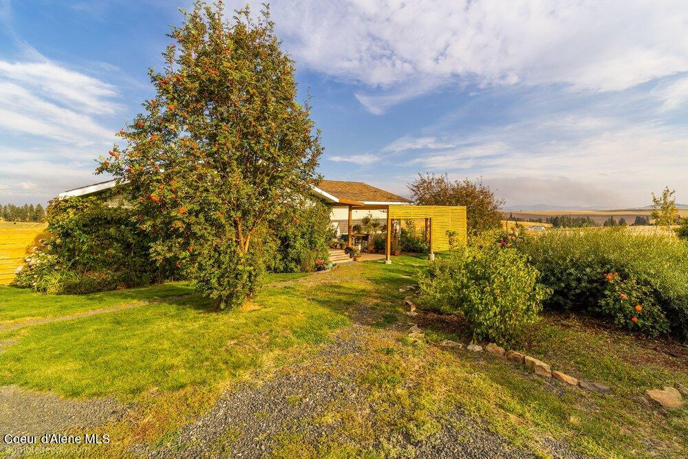22810 E -Idaho Rd