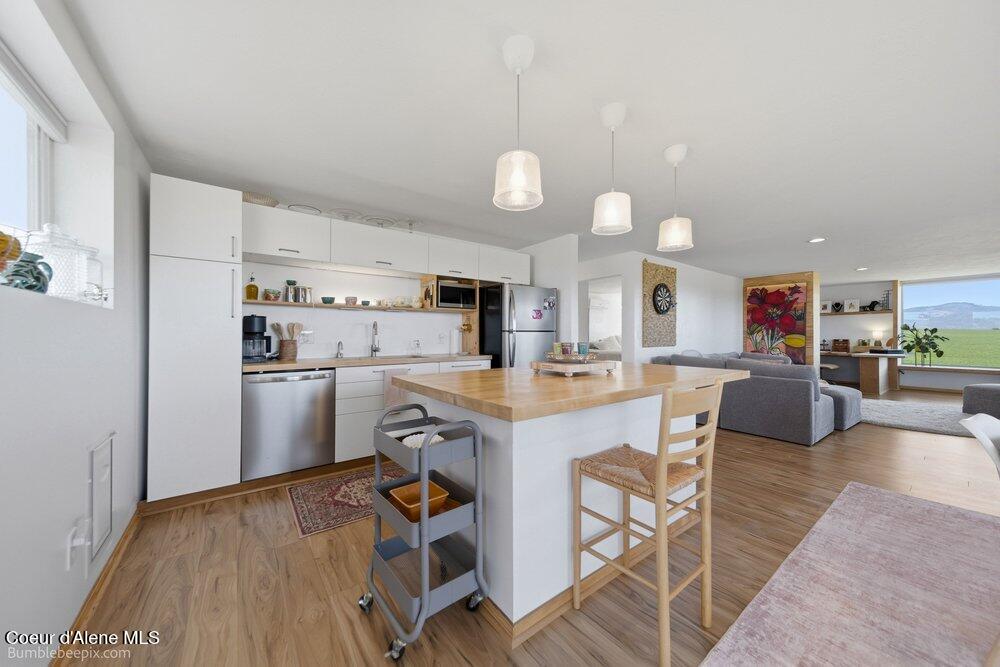22810 E -Idaho Rd