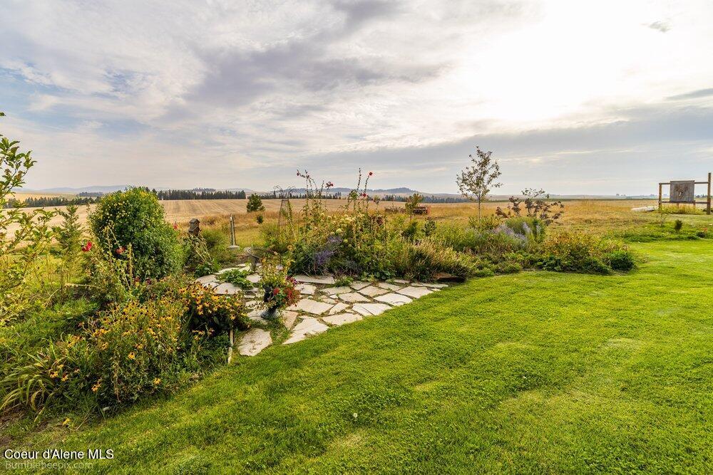 22810 E -Idaho Rd