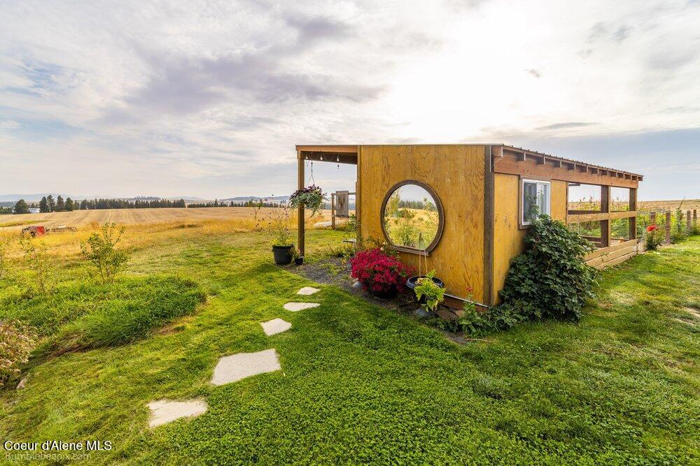22810 E -Idaho Rd