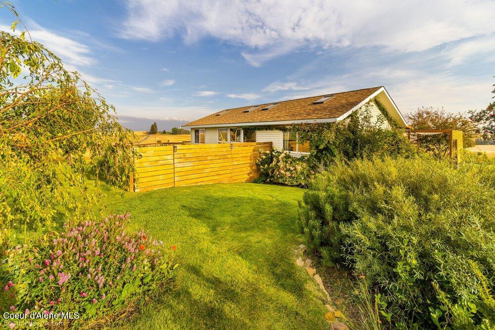 22810 E -Idaho Rd