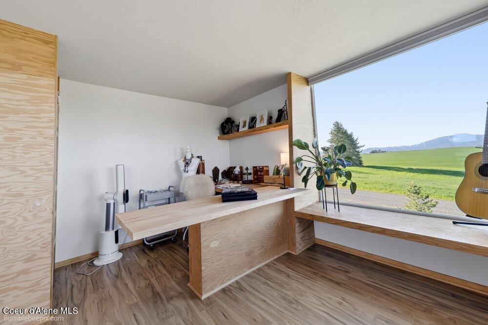 22810 E -Idaho Rd