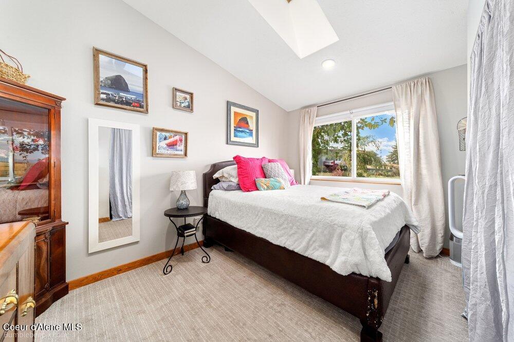 22810 E -Idaho Rd