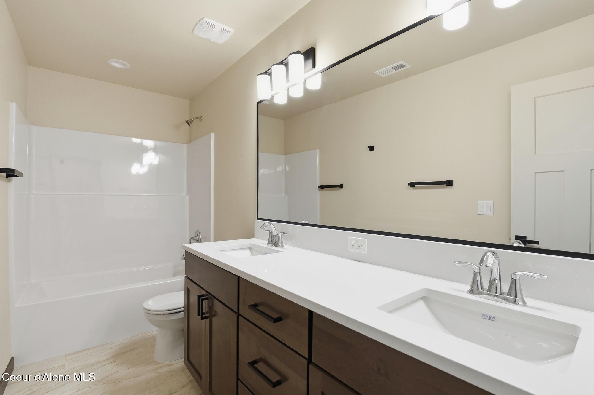1017 W Lacrosse Ave, Coeur d'Alene