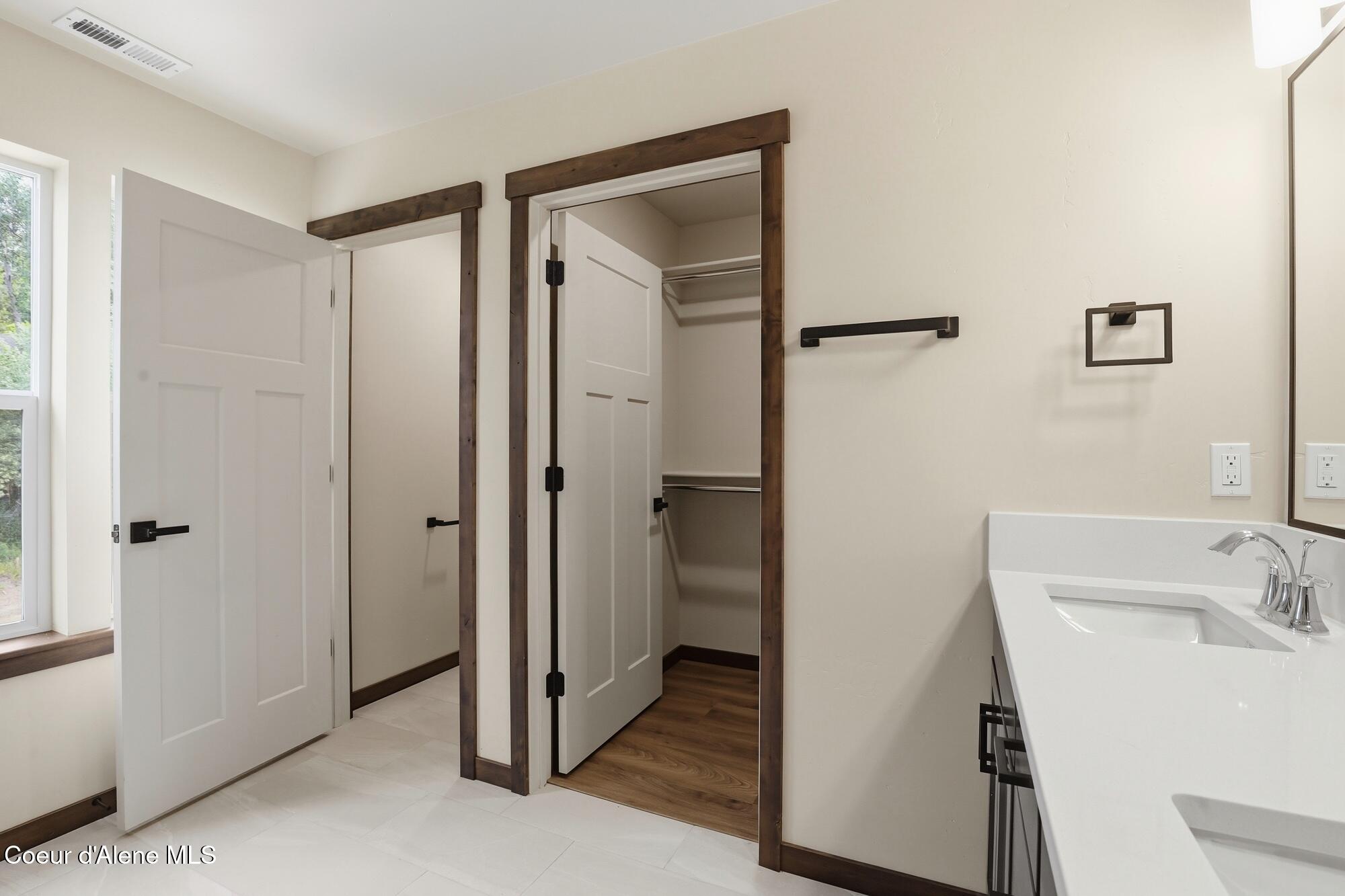 1017 W Lacrosse Ave, Coeur d'Alene