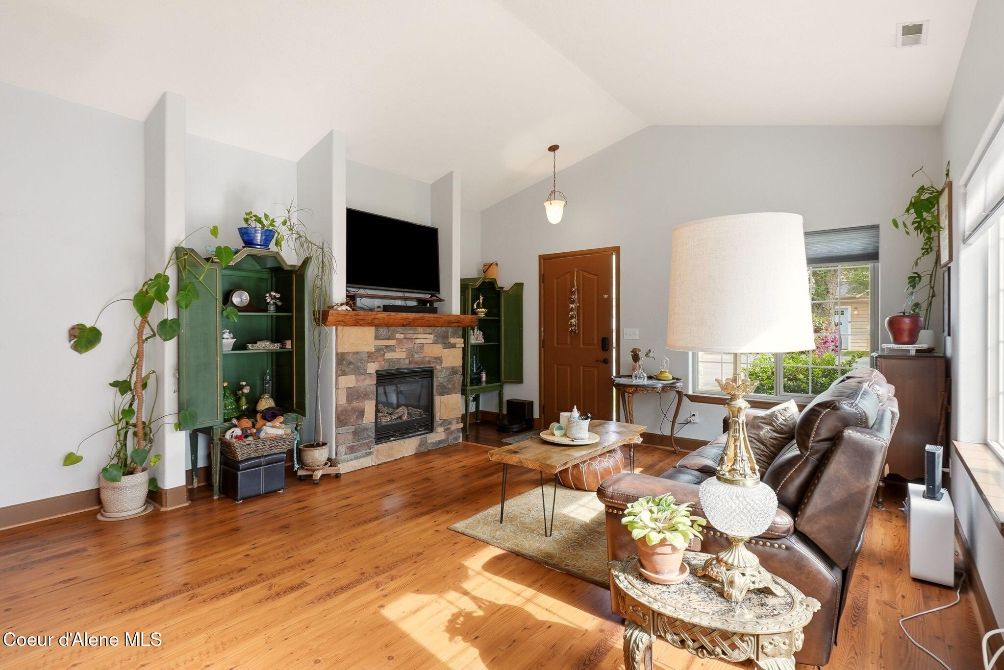 913 W Willow Lake LOOP, Coeur d'Alene
