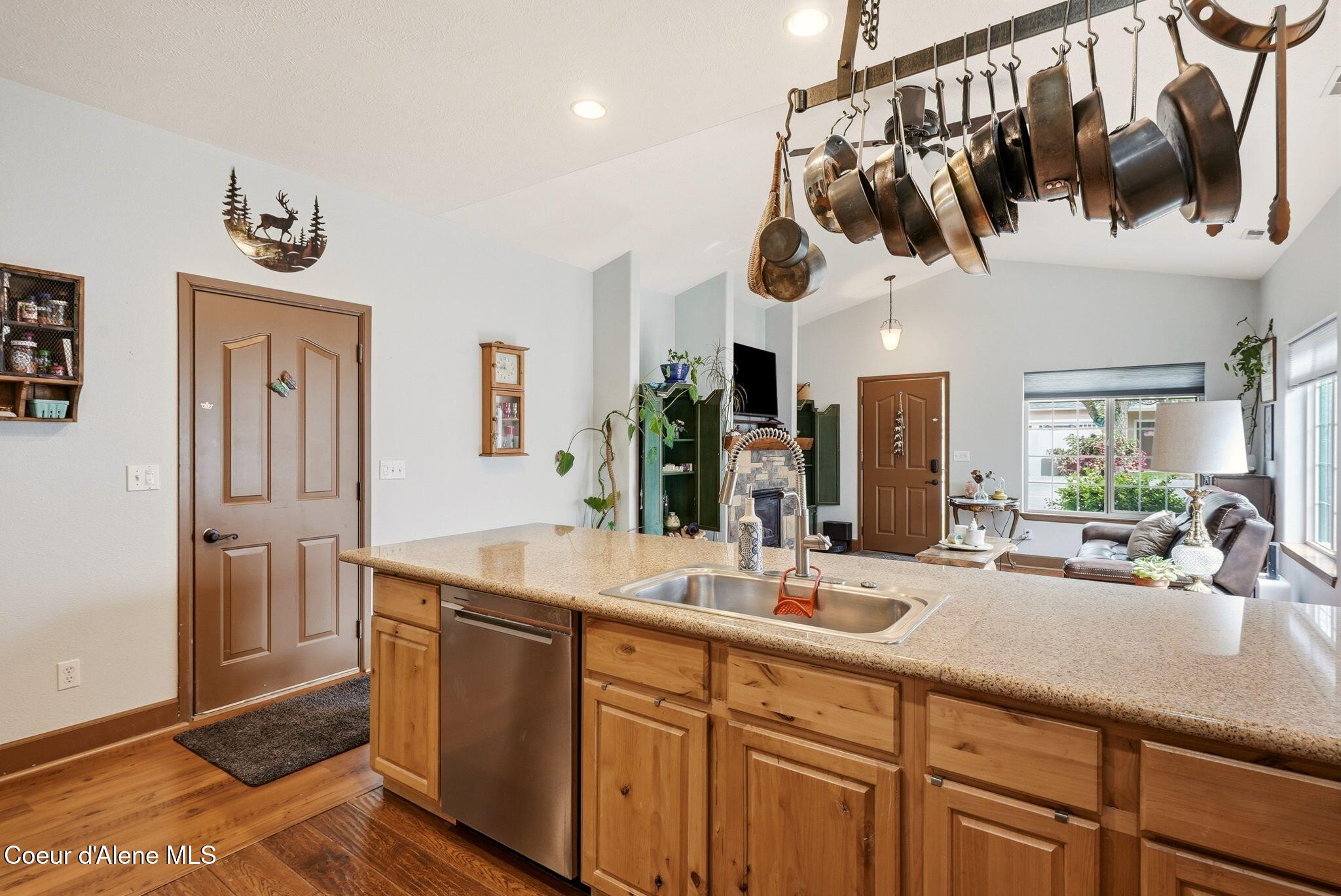 913 W Willow Lake LOOP, Coeur d'Alene