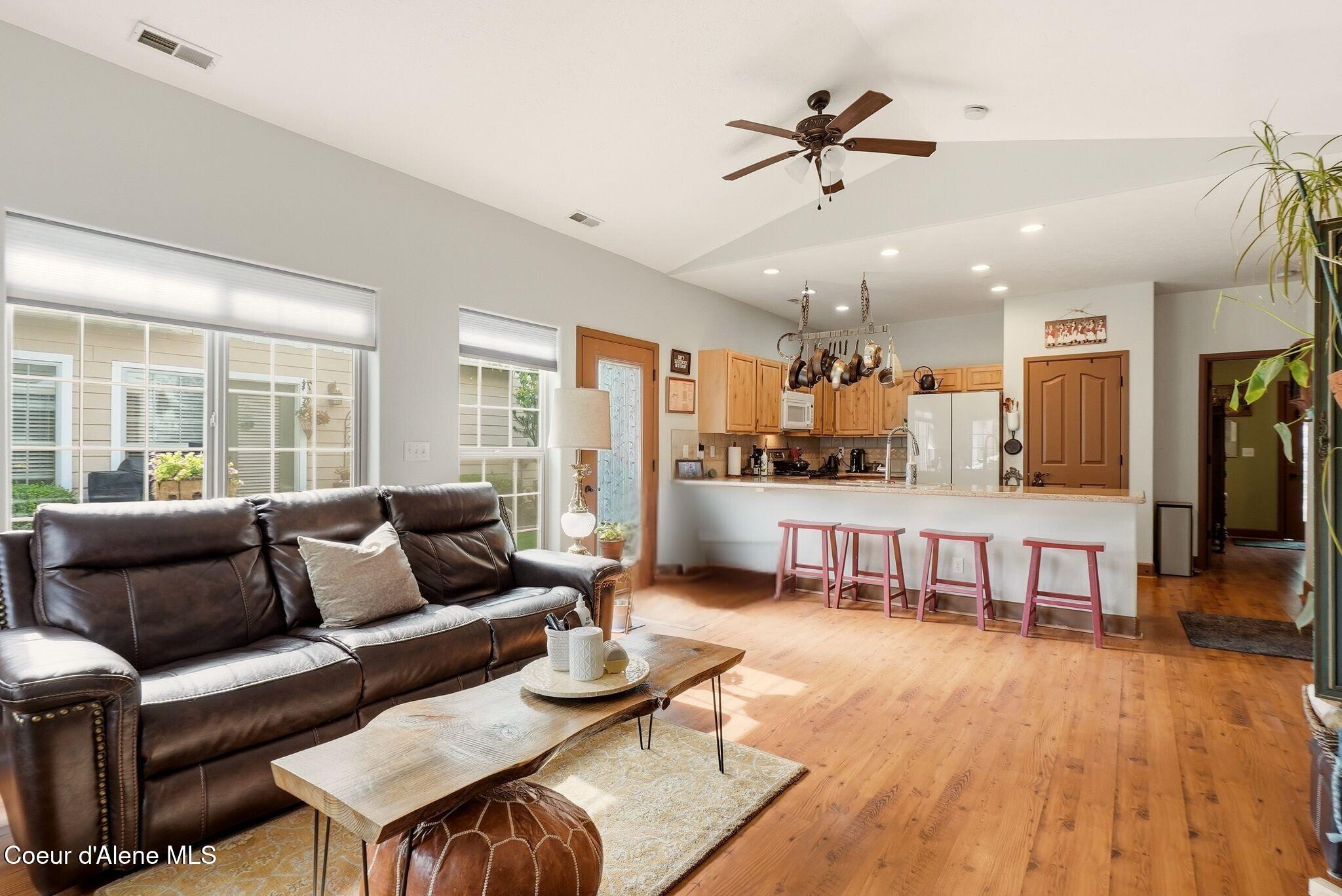 913 W Willow Lake LOOP, Coeur d'Alene