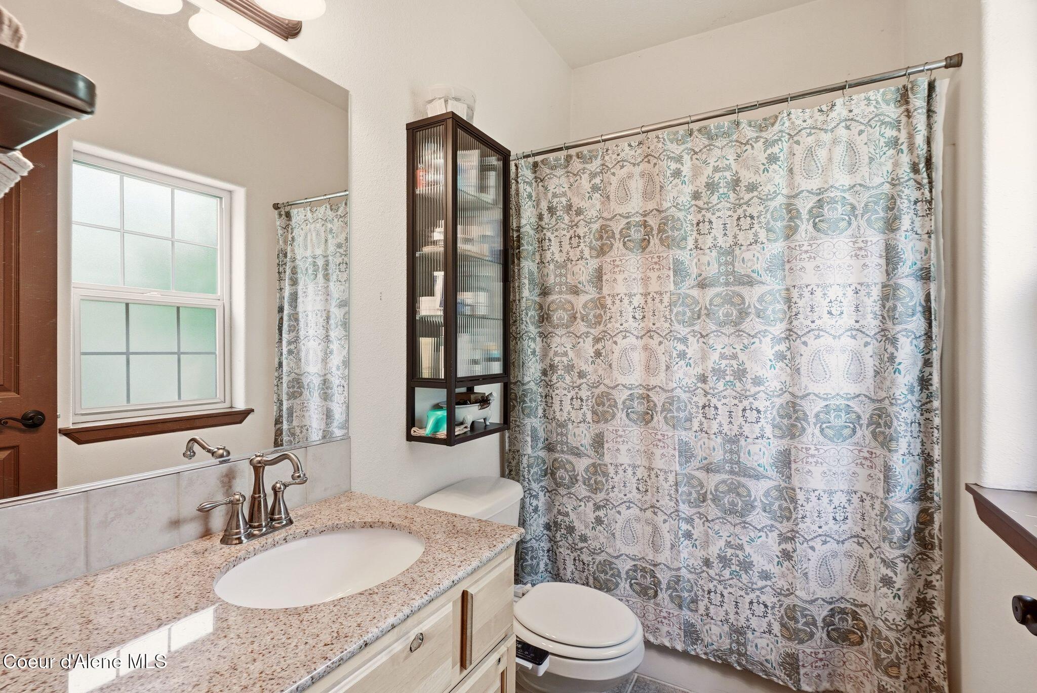 913 W Willow Lake LOOP, Coeur d'Alene