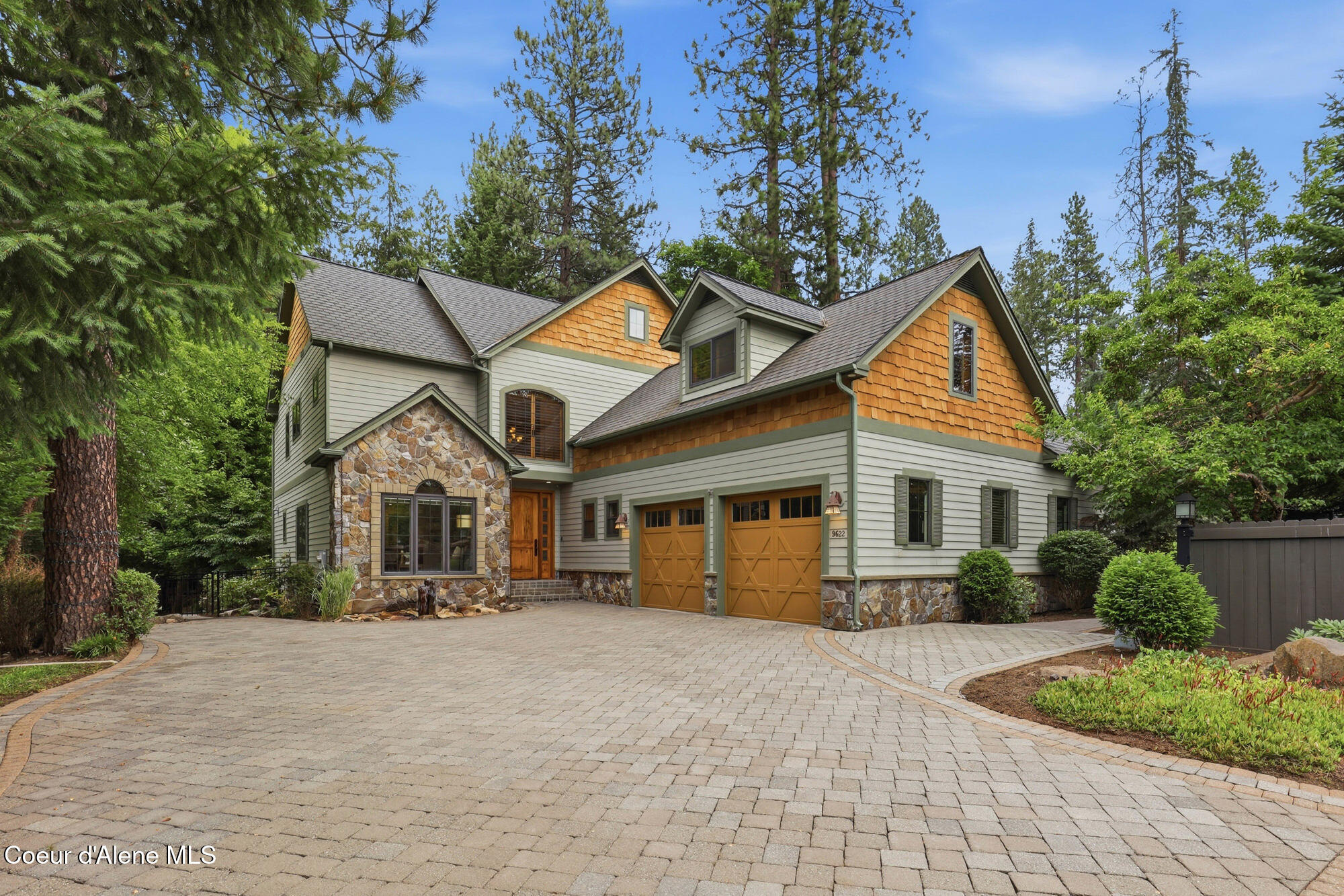 9622 N Country Club DR
