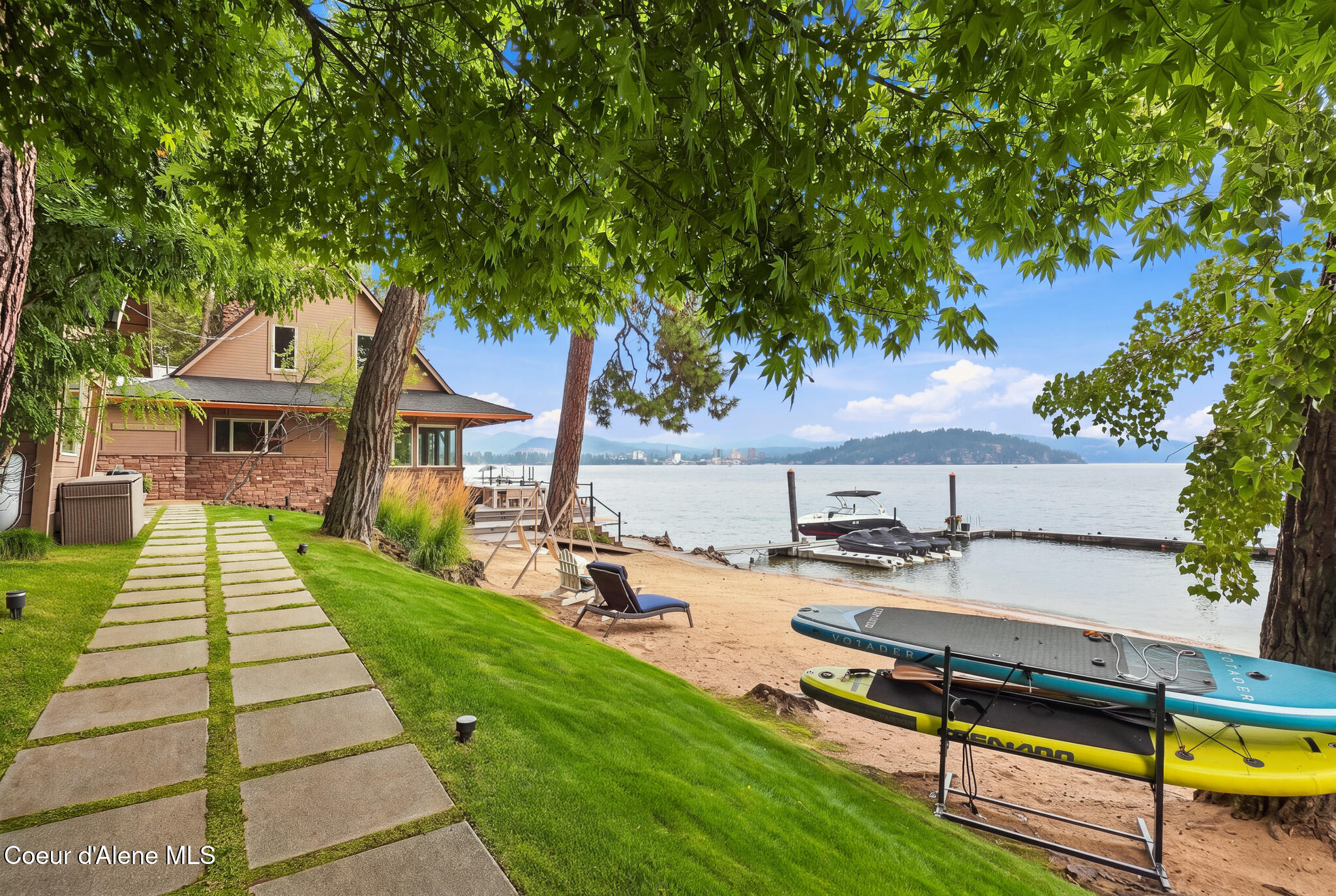 8357 W Coeur d' Alene Lake Shore, Coeur d'Alene