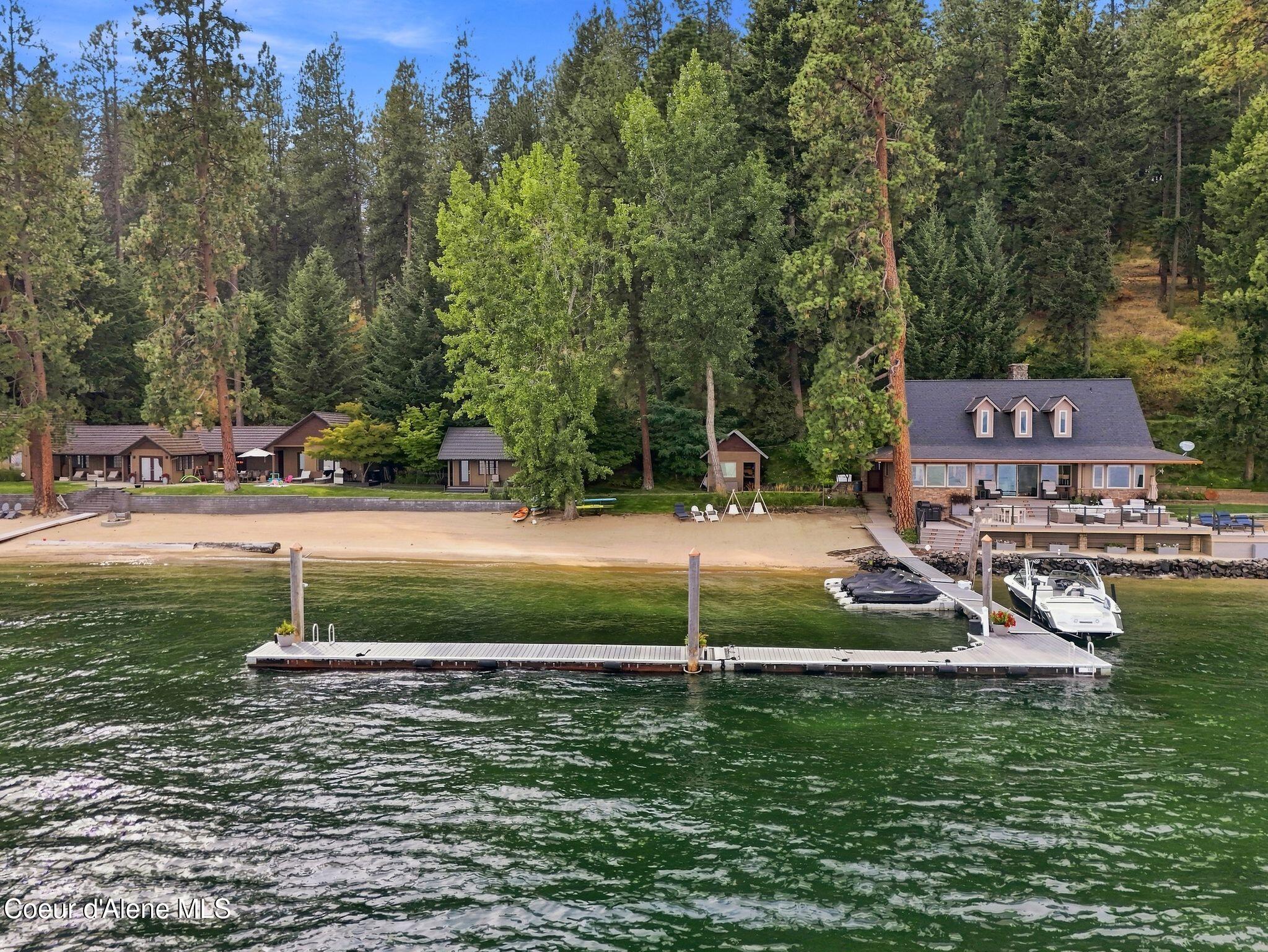 8357 W Coeur d' Alene Lake Shore, Coeur d'Alene