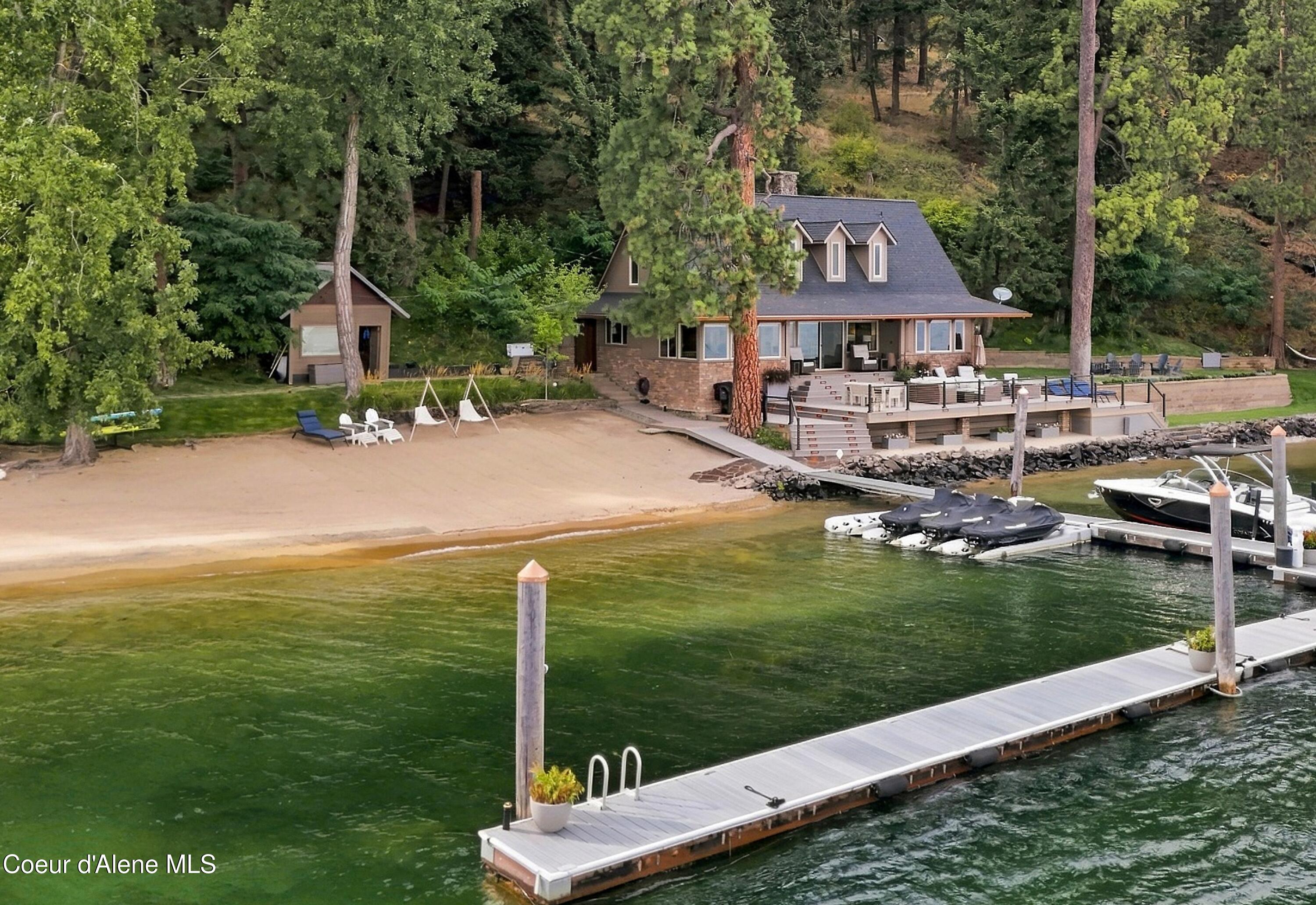 8357 W Coeur d' Alene Lake Shore, Coeur d'Alene