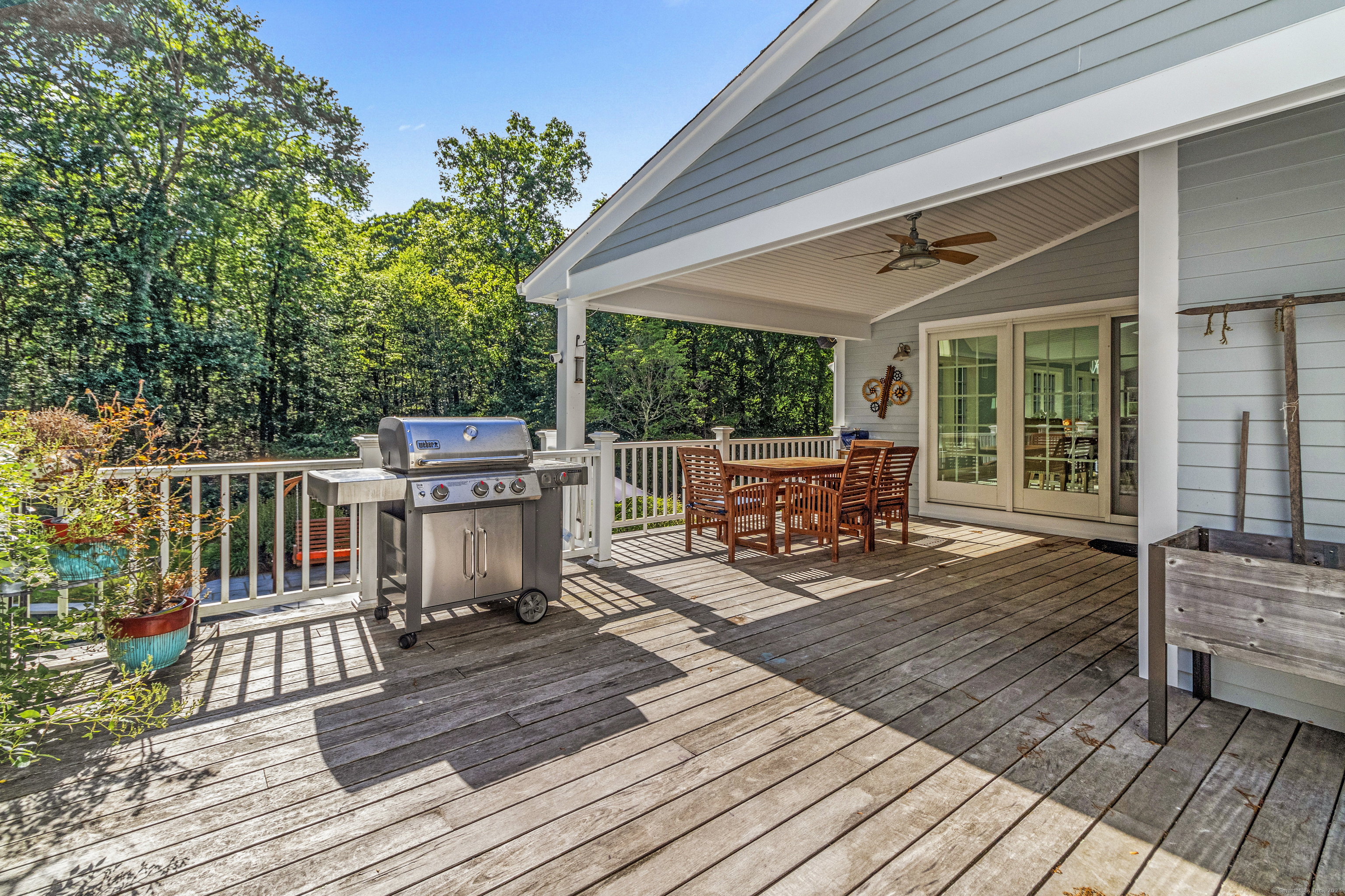 8 Squire Lane