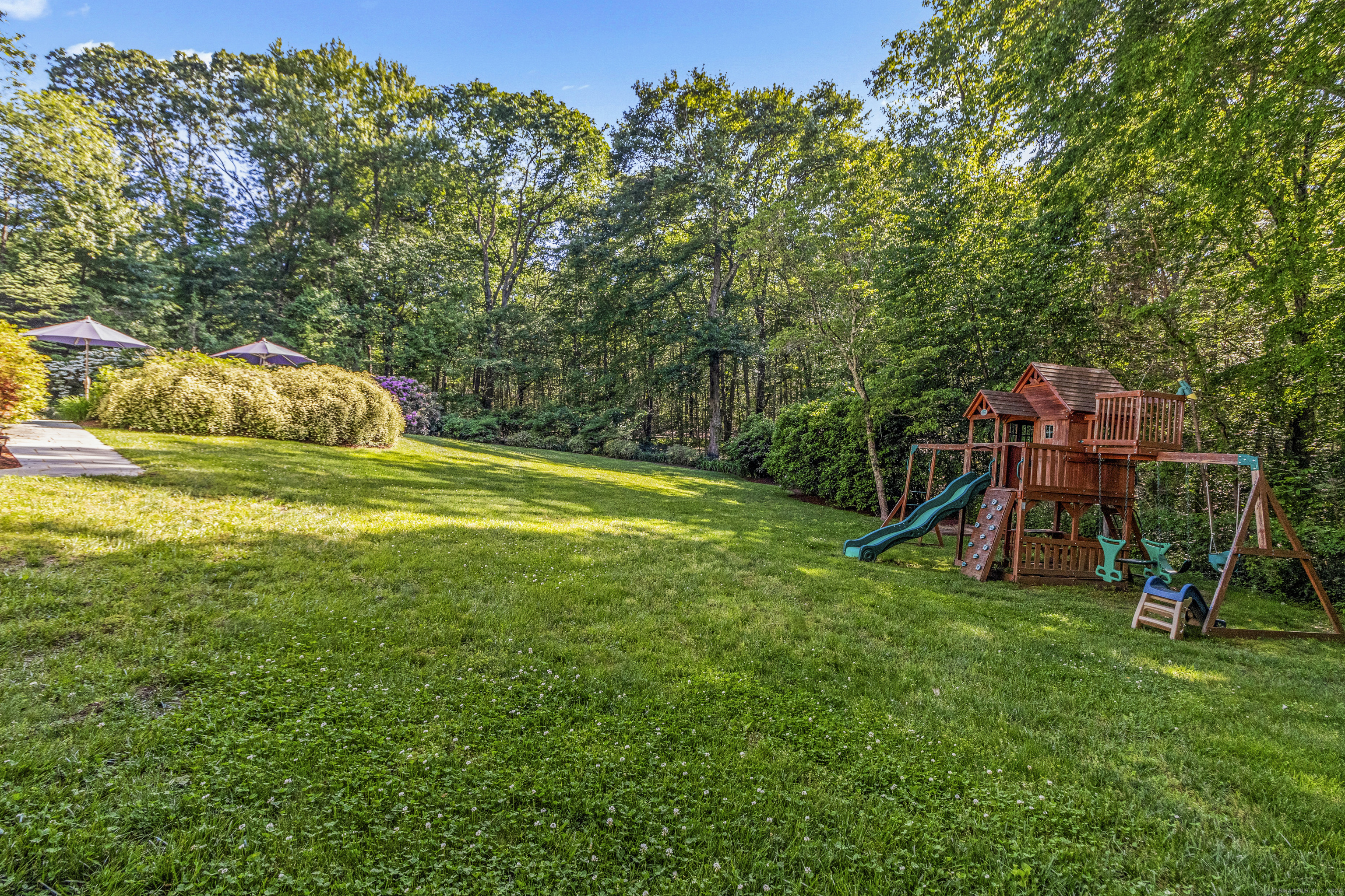 8 Squire Lane