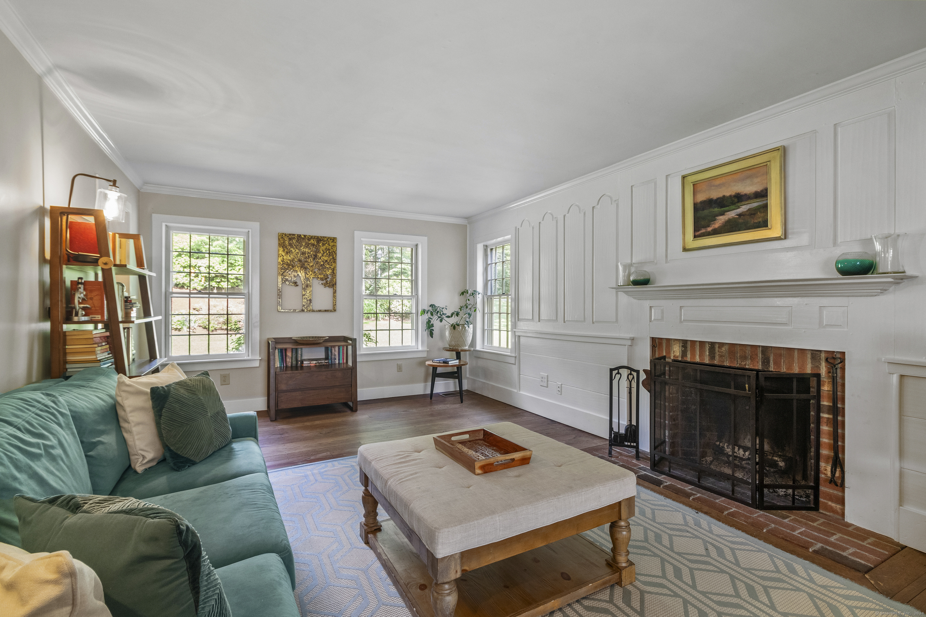 8 Squire Lane