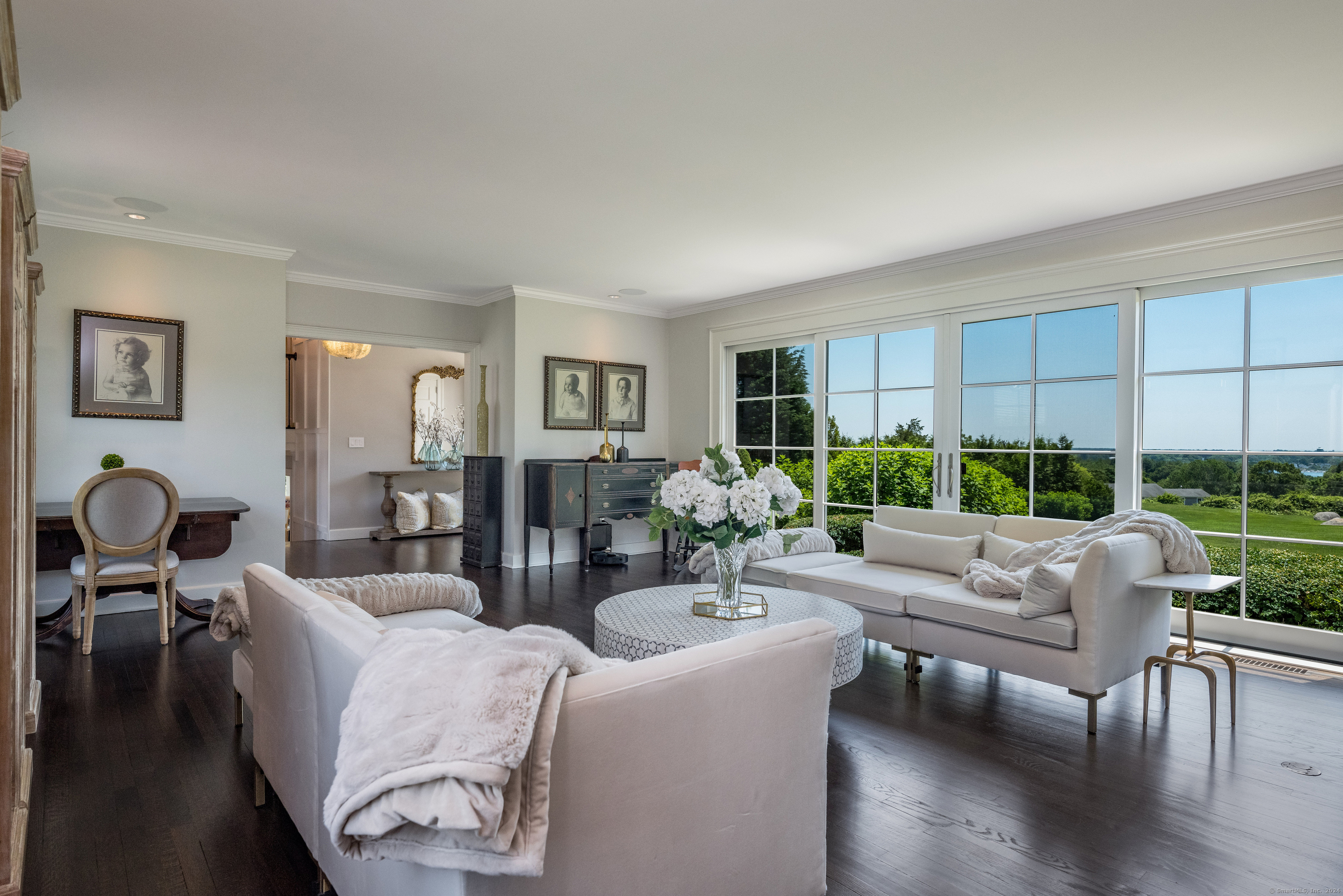 86 Montauk Avenue