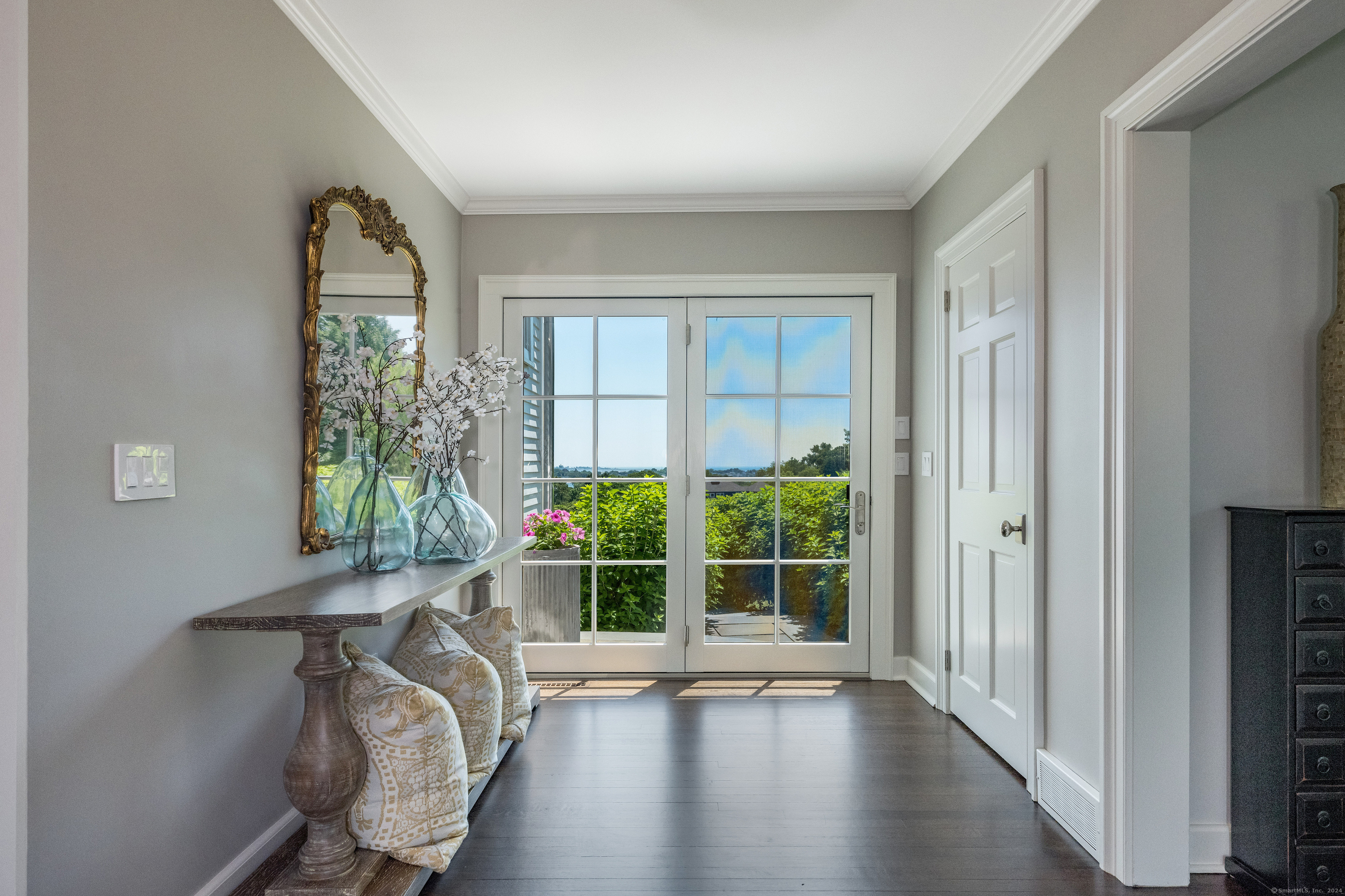 86 Montauk Avenue