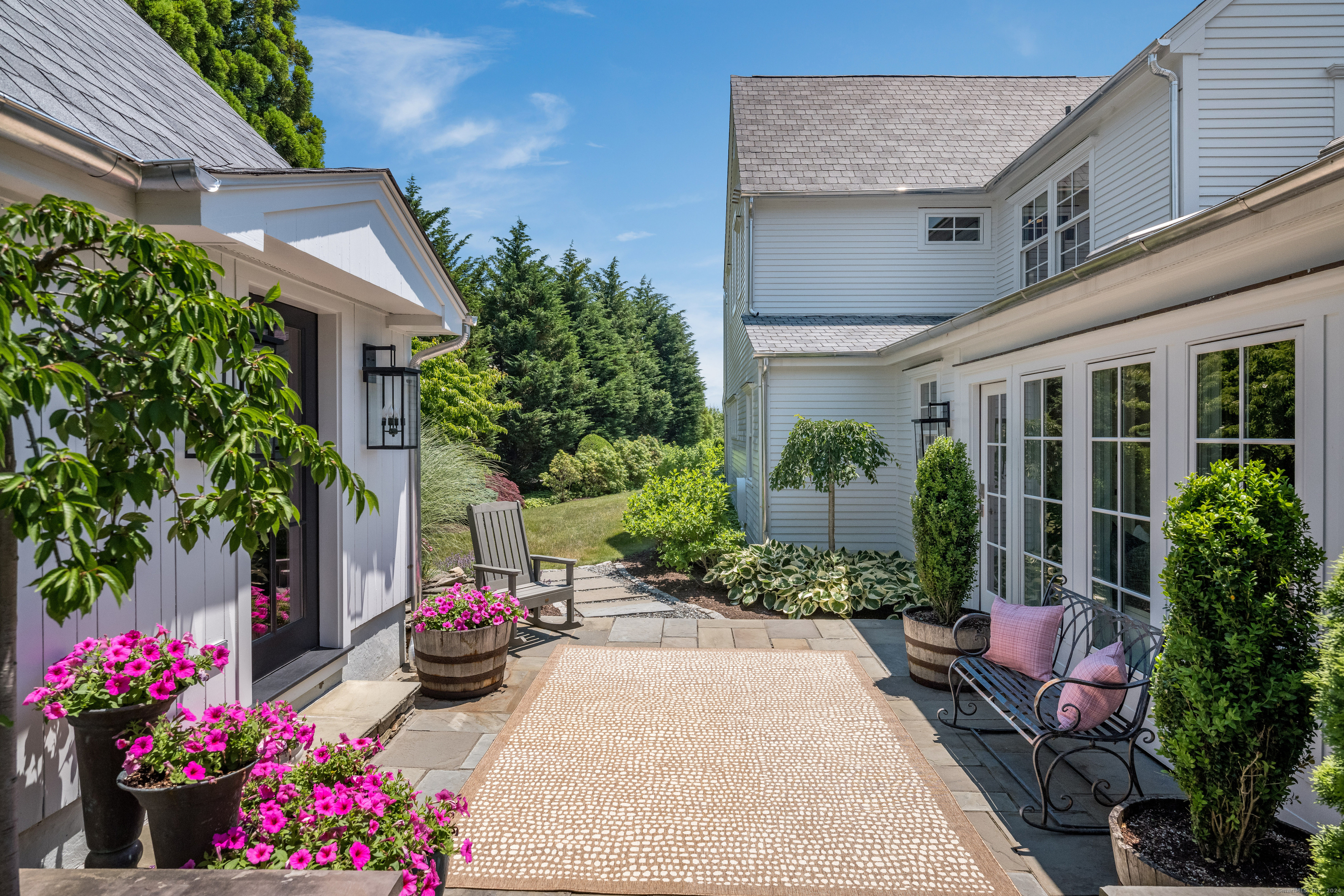86 Montauk Avenue