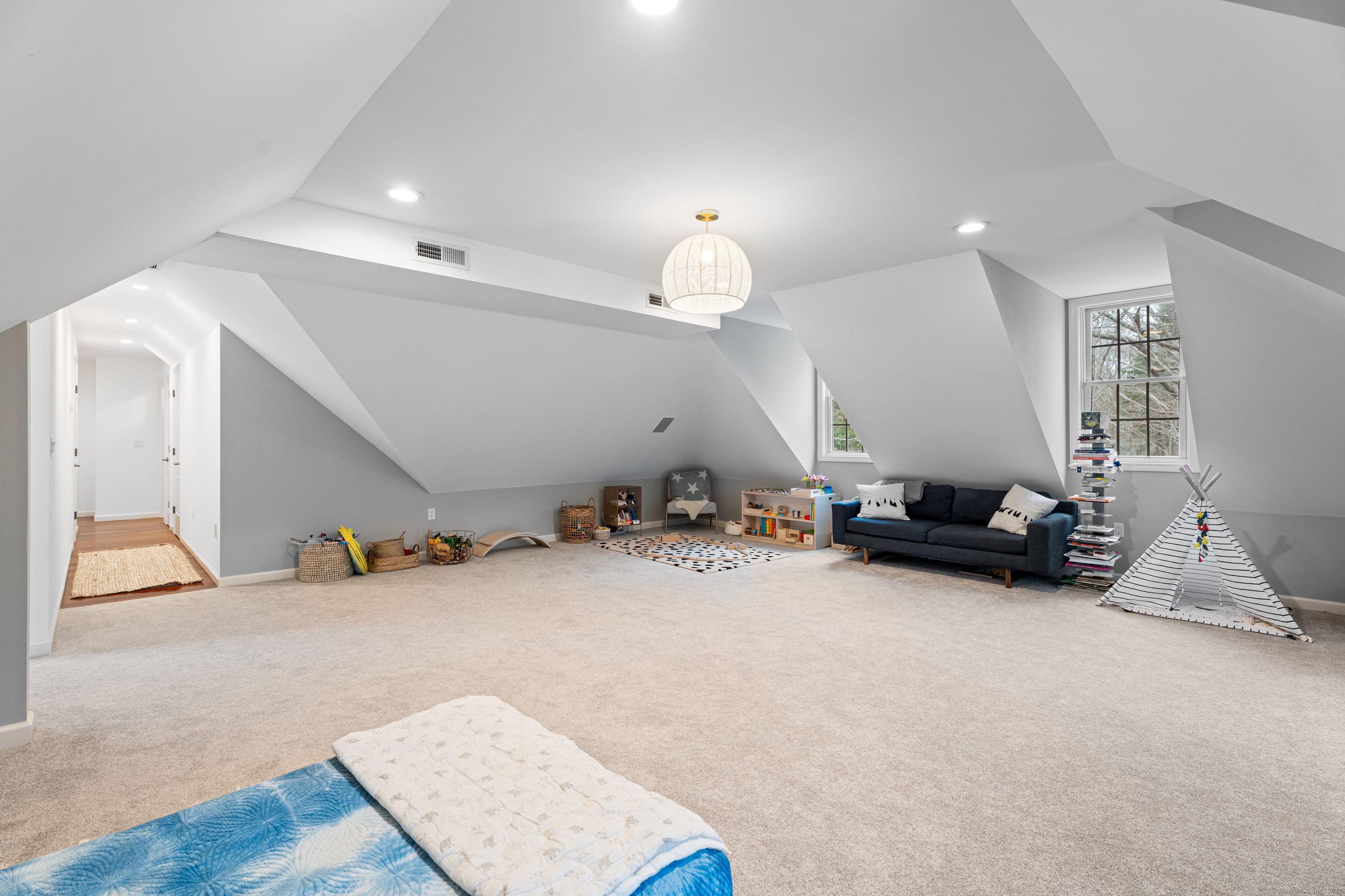 16 Perkins Farm Road