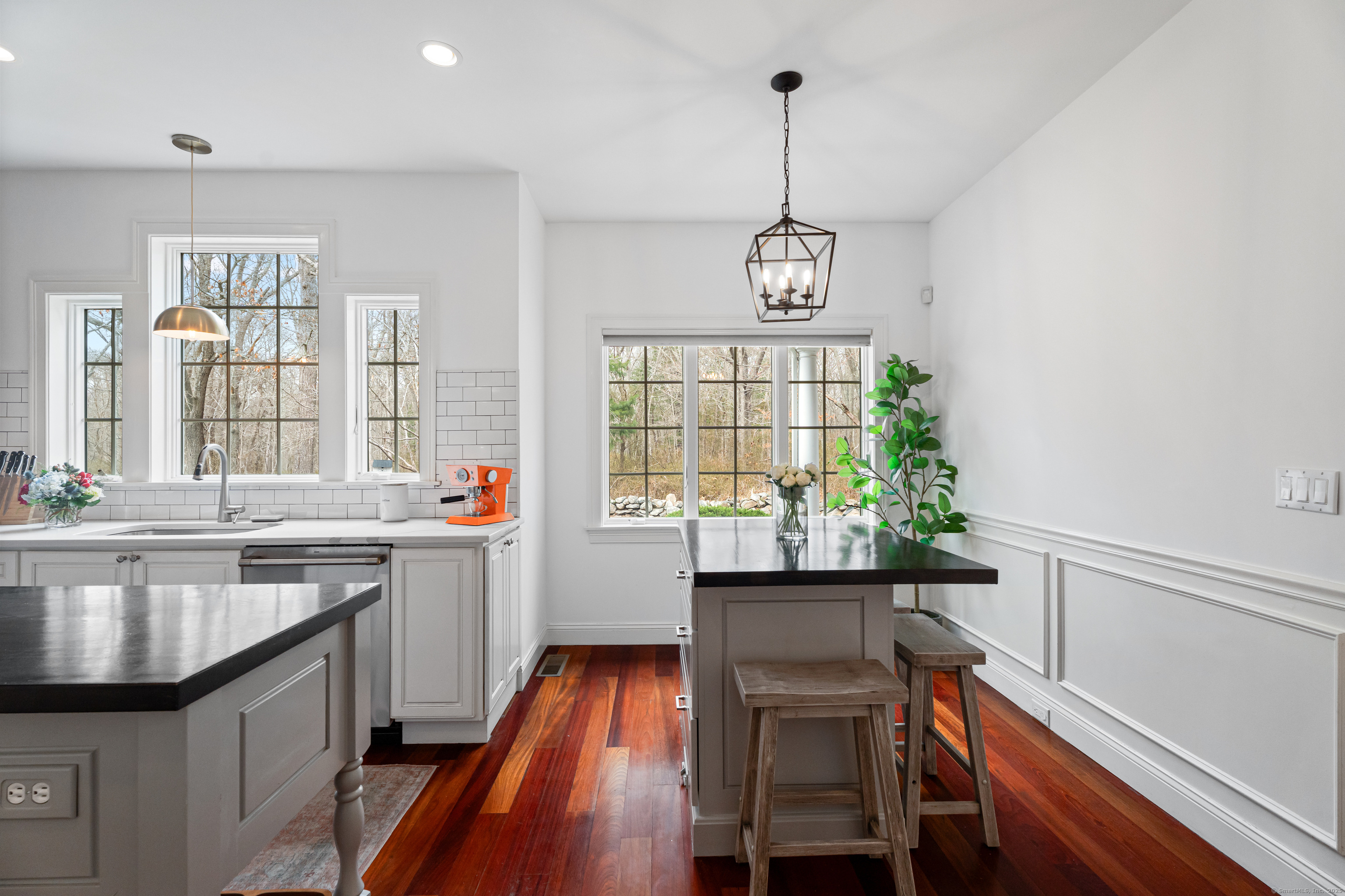 16 Perkins Farm Road