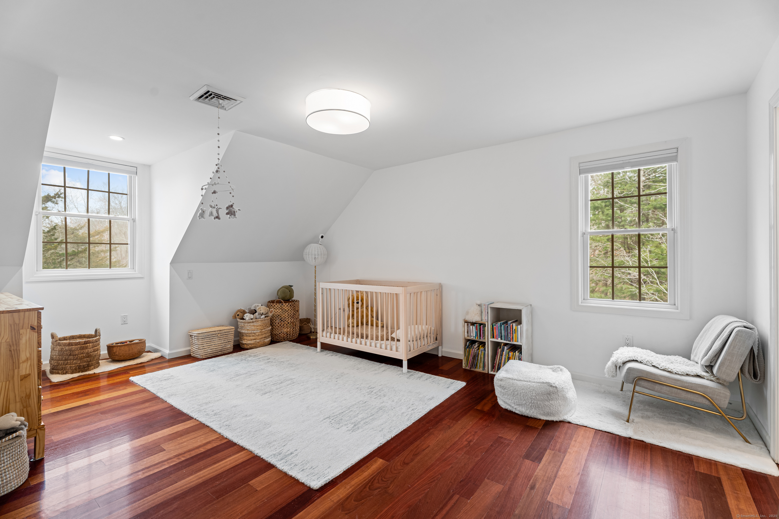 16 Perkins Farm Road