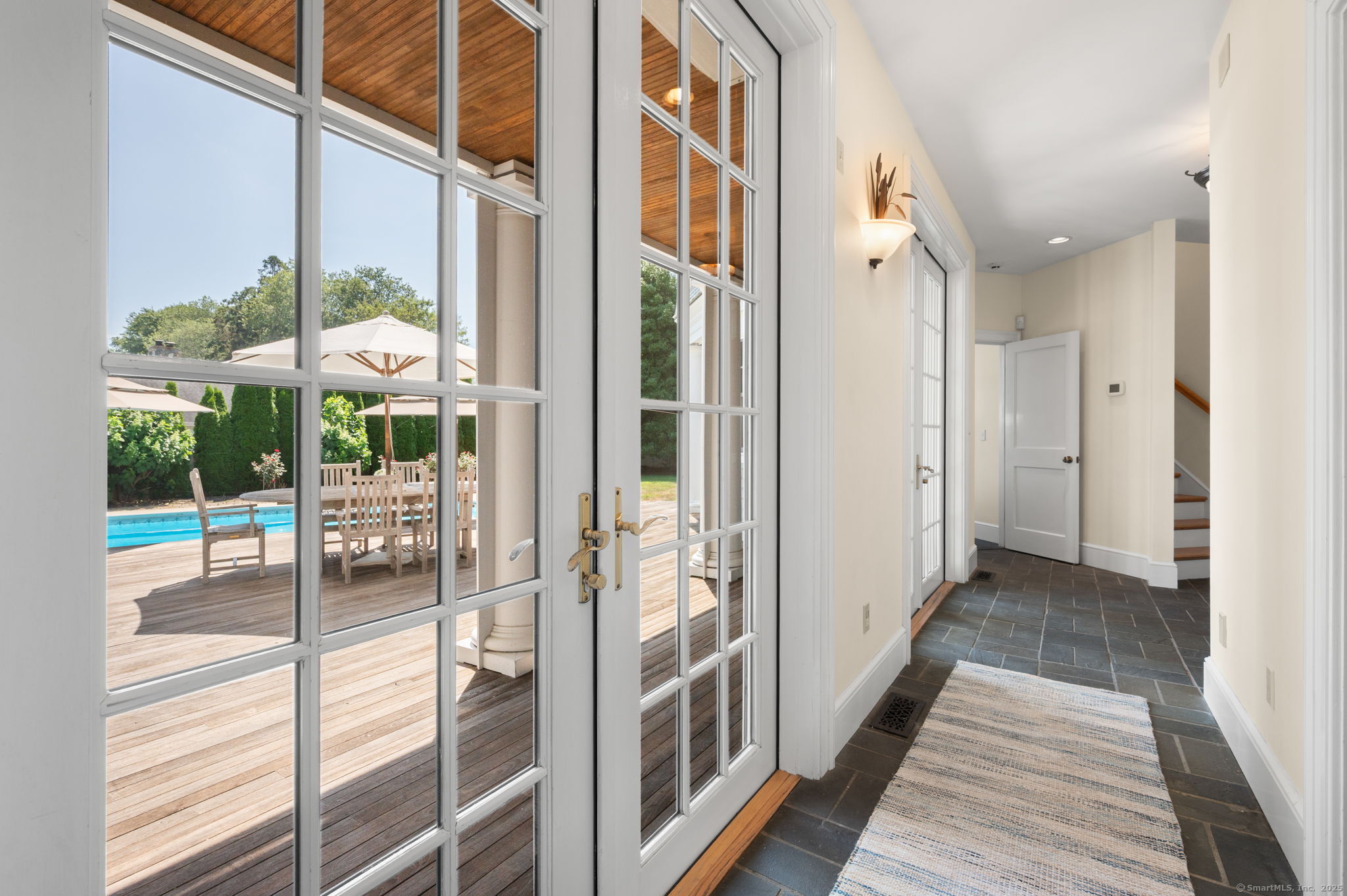 3 Sea Meadows Lane