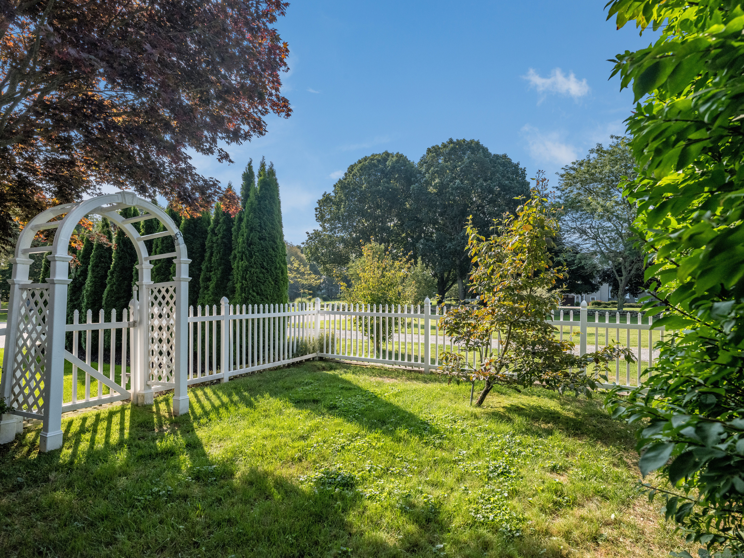3 Sea Meadows Lane